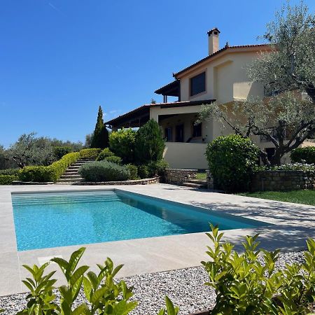 Ampelos Hillside Villa Akrata Exteriör bild