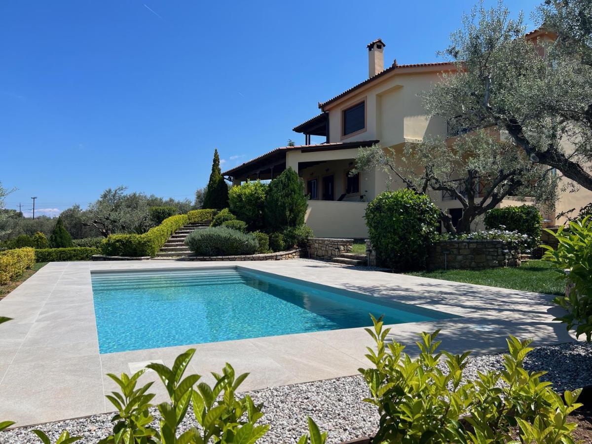Ampelos Hillside Villa Akrata Exteriör bild
