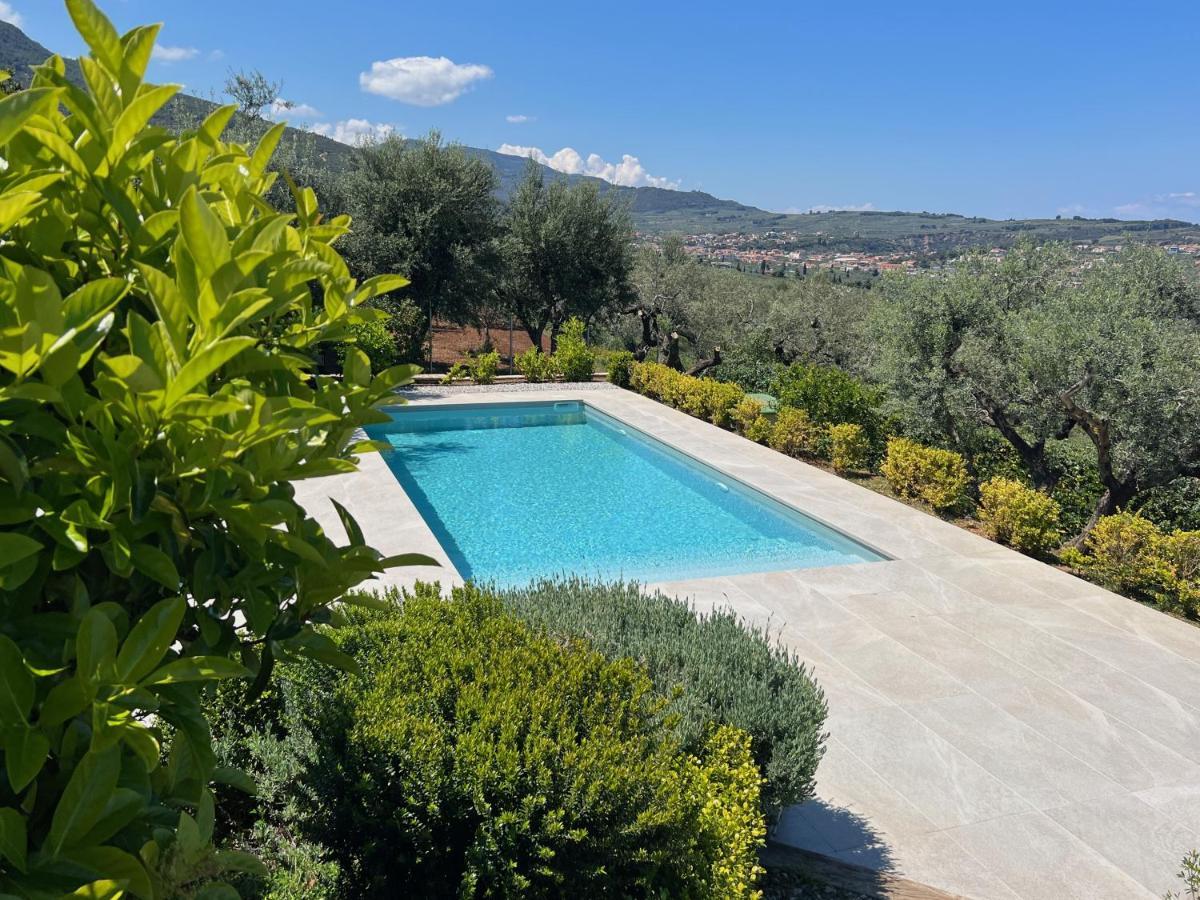 Ampelos Hillside Villa Akrata Exteriör bild