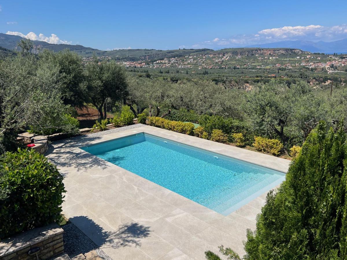 Ampelos Hillside Villa Akrata Exteriör bild